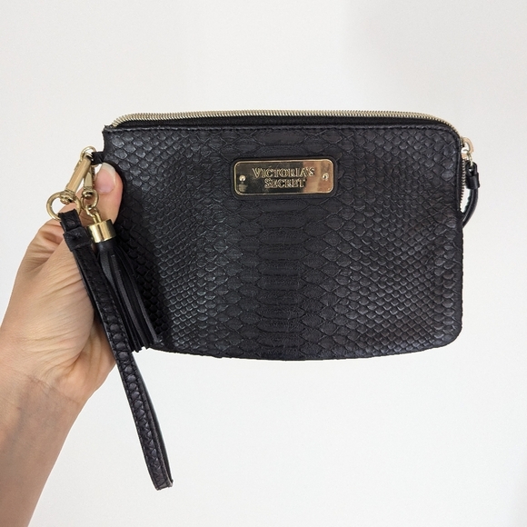 Victoria Secret wallet - Picture 1 of 4